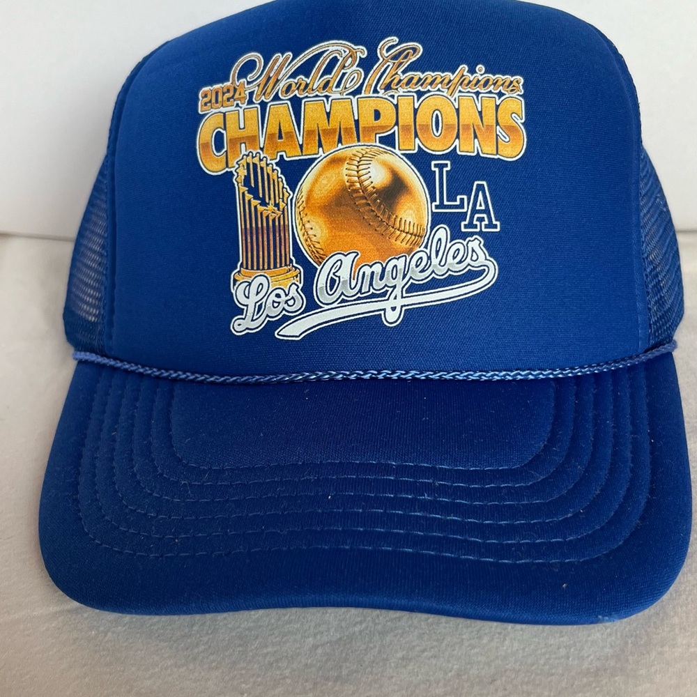 5 hat bundle Blue LA Champions Baseball Cap bundle of 5 trucker style hats